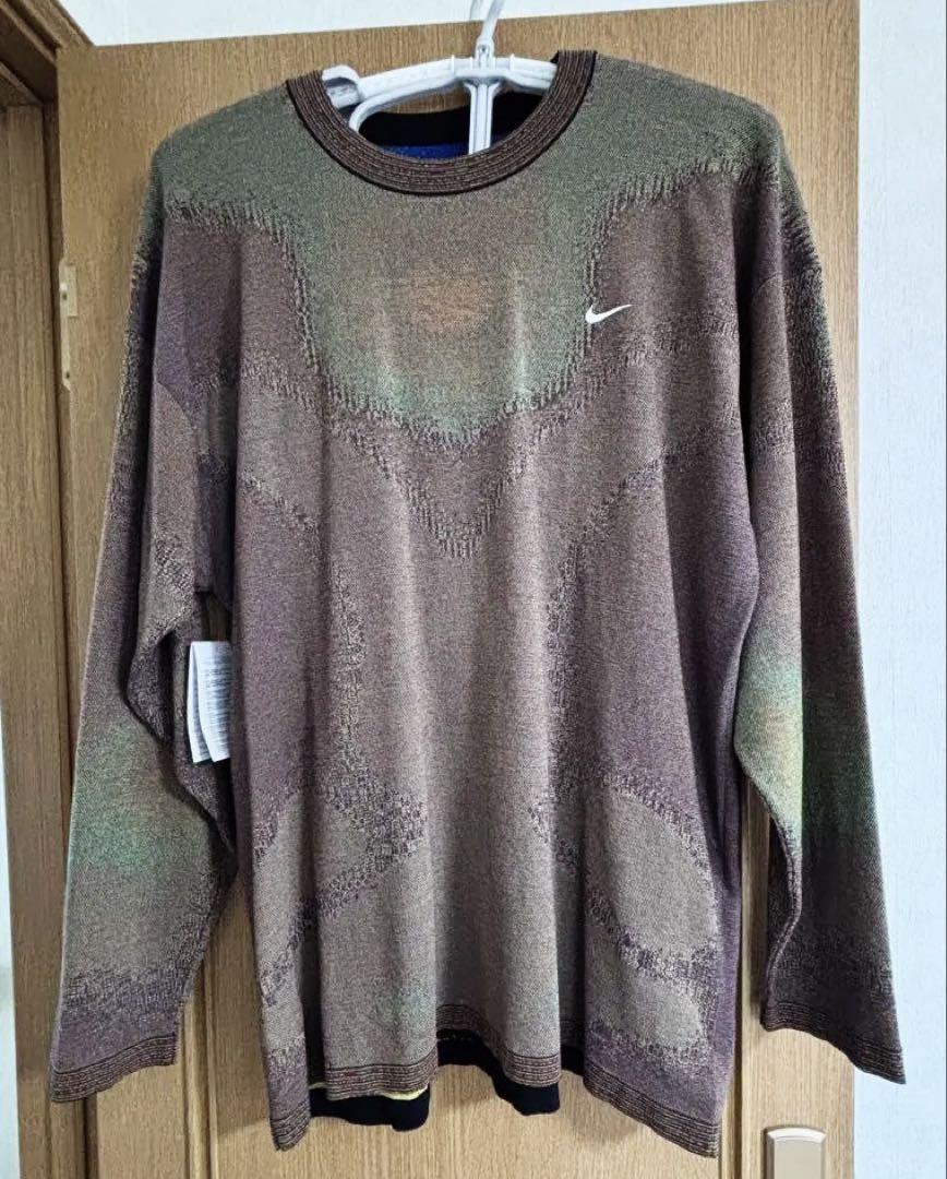 【タグ付き新品】NIKE 薄手ニット