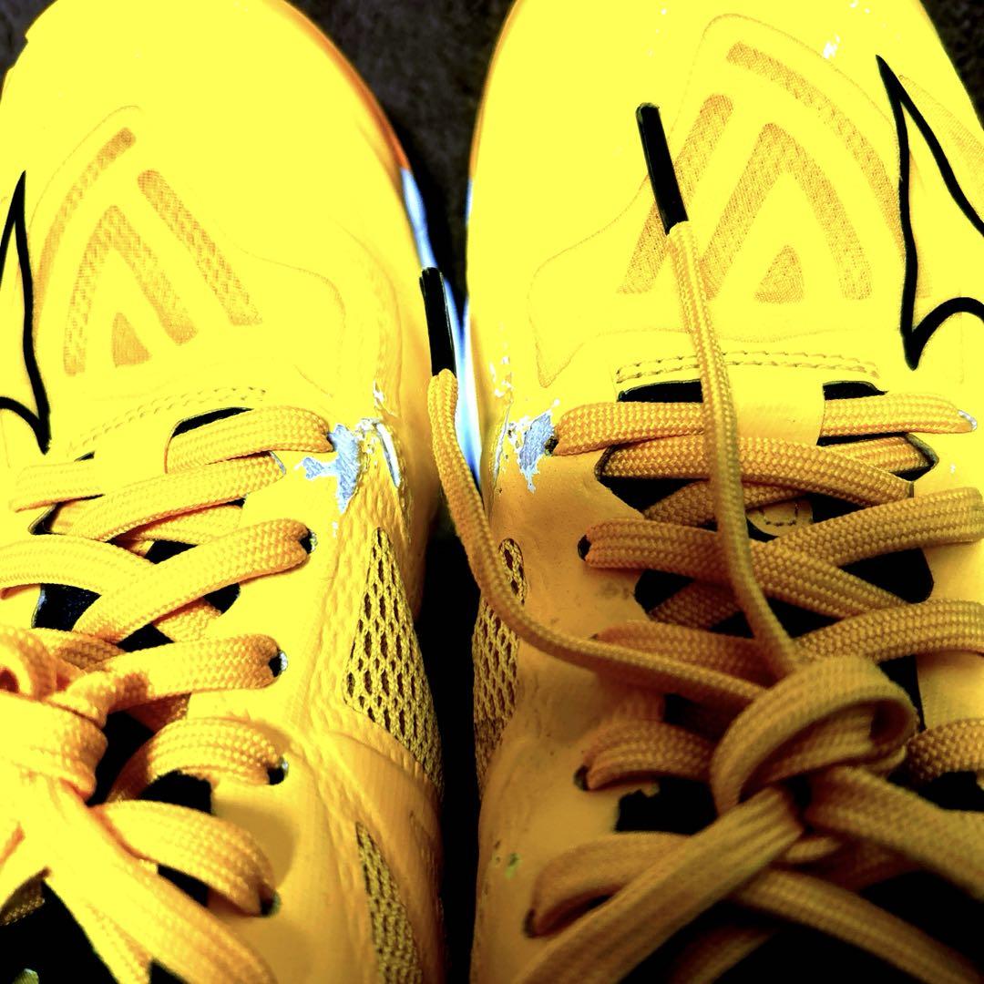 Mizuno Wave Lightning Z7 バレーボールシューズ イエロー