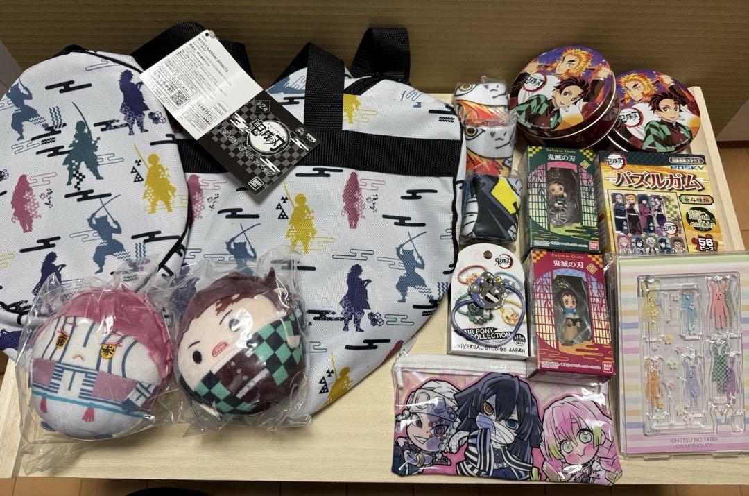 鬼滅の刃　グッズまとめ売り　1番くじフィギュア、全集中展色紙など 鬼滅の刃 グッズまとめ売り 1番くじフィギュア、全集中展色紙など