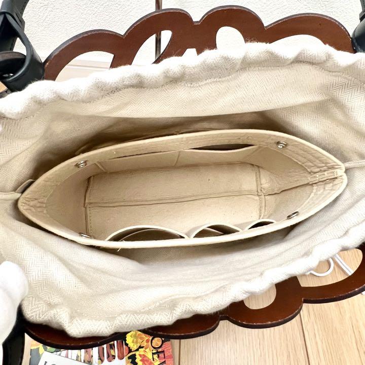 気軽にお買い物 【希少】ロエベ ショルダーバッグ アナグラム 値引きする 【希少】ロエベ 水色 オーストリッチ ナパレザー アナグラム ショルダーバッグ ショルダーバッグ