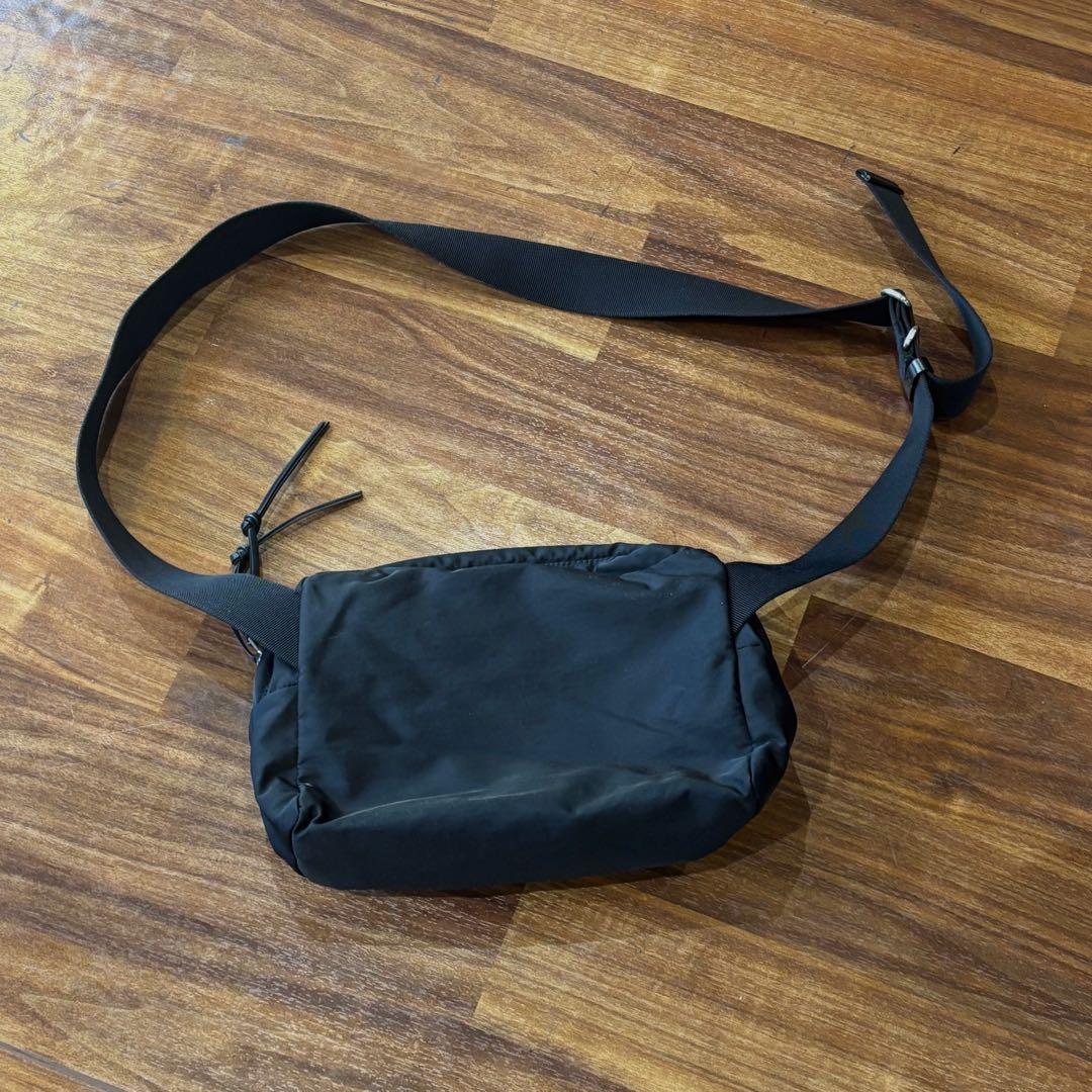 JIL SANDER 24ss デボス加工　黒 ナイロン ボディバッグ