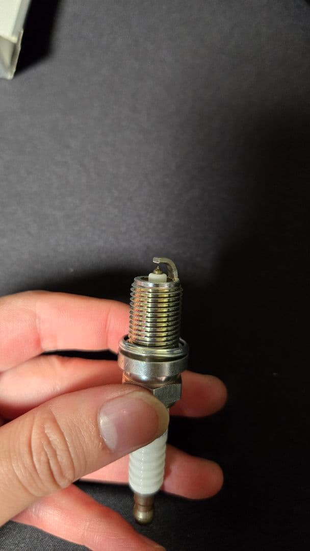 NGK プラグ IFR7X8G 4個セット megane3 rs 純正プラグ