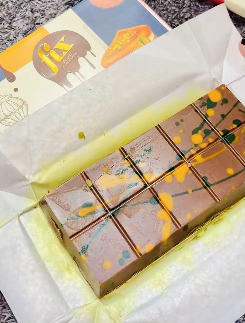 Dubai fix chocolate can't get knafeh 2個