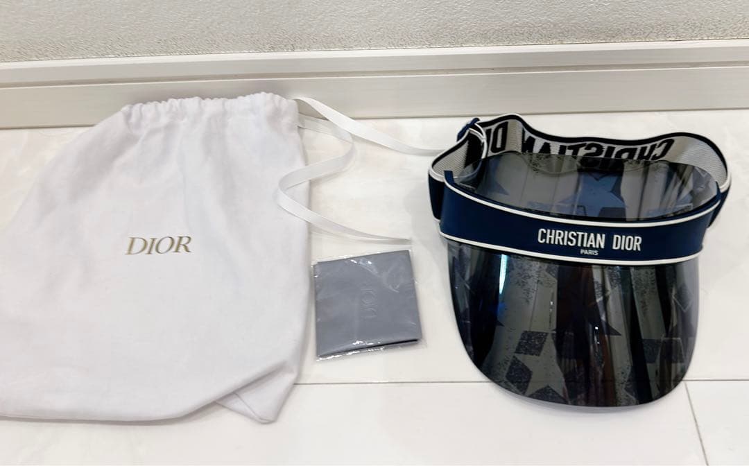 CHRISTIAN DIOR ブラックバイザーChristian Dior