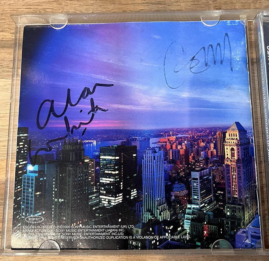 oasis(オアシス) ノエル ・ゲム・アラン サイン入りCD oasis(オアシス) ノエル ・ゲム・アラン サイン入りCD 洋楽
