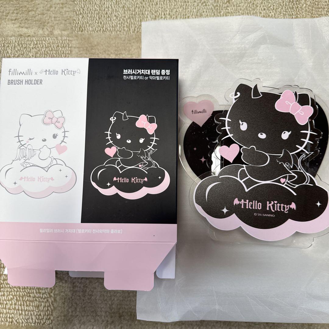 ♡オリーブヤング フィリミリ ハローキティ ブラシホルダー 小悪魔ver♡メイク道具・化粧小物