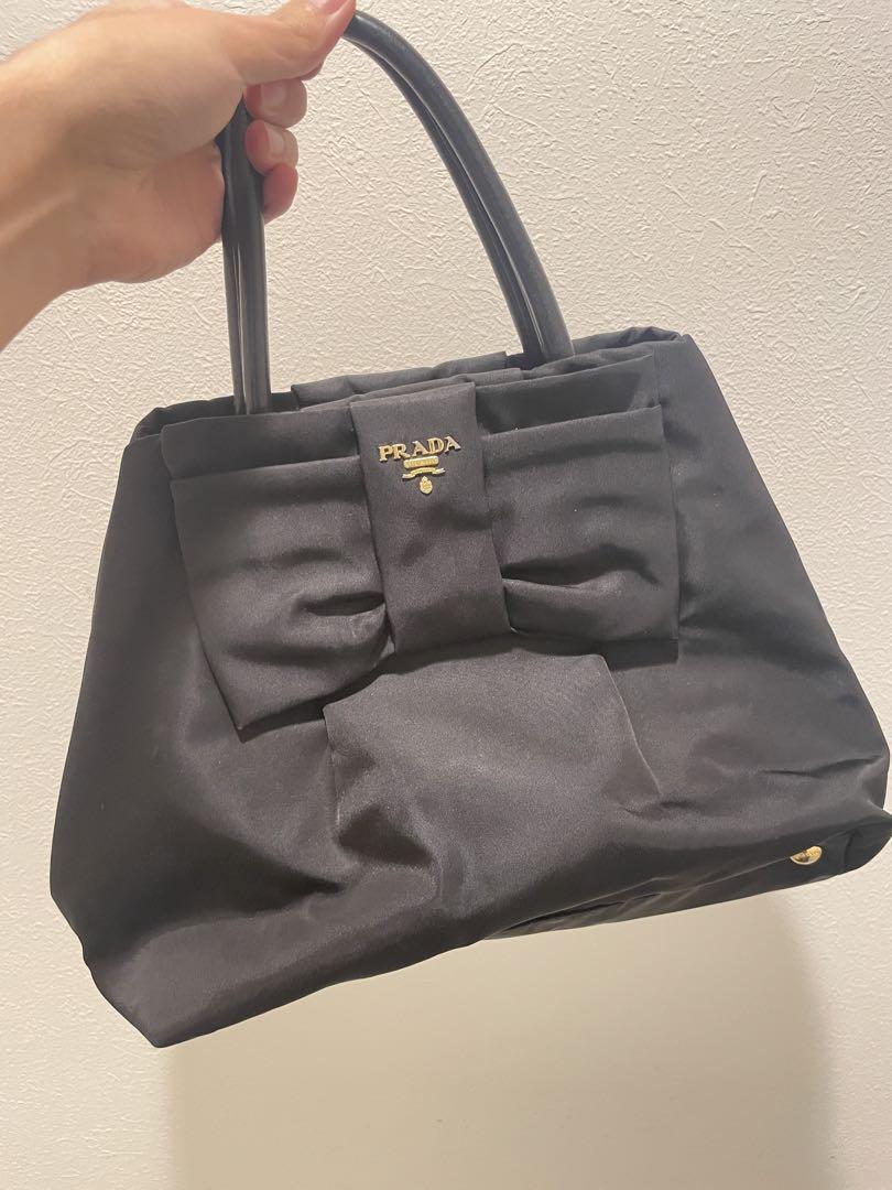 Prada プラダ