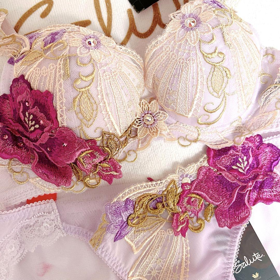 【ギフト】 プレステージ サルート ⭐︎貴重⭐︎ 84G ブラ オーラ PU 下着・アンダーウェア