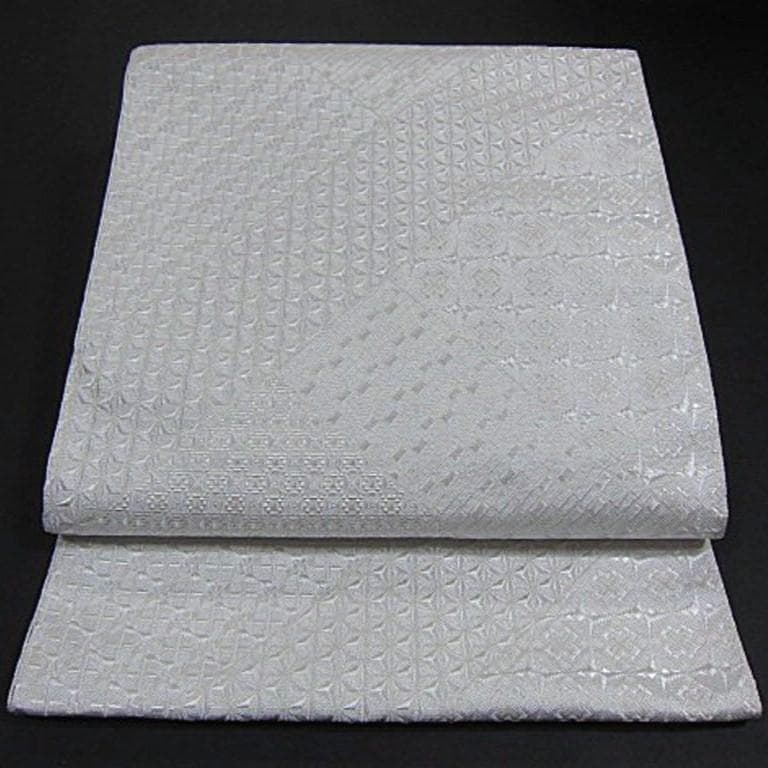 西陣織八寸名古屋帯 切子模様 仕立付き 白地新品、♥