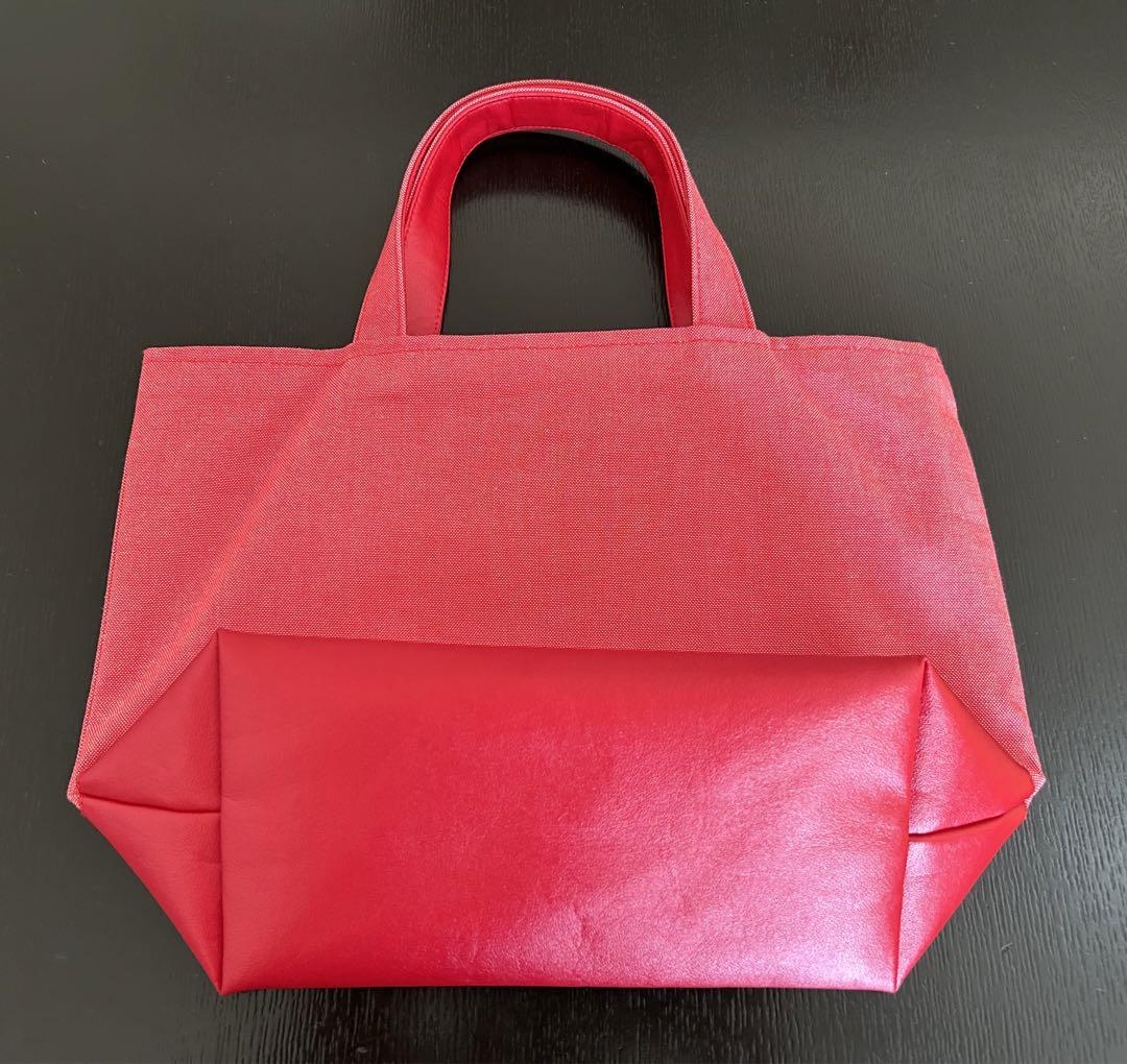 専用　ファミリア　バッグ　レッド　フィーカの時期