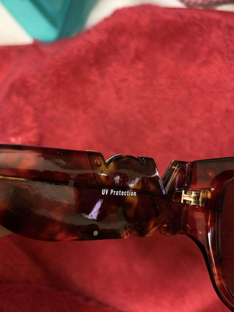 Yves Saint Laurent サングラス 31-5505