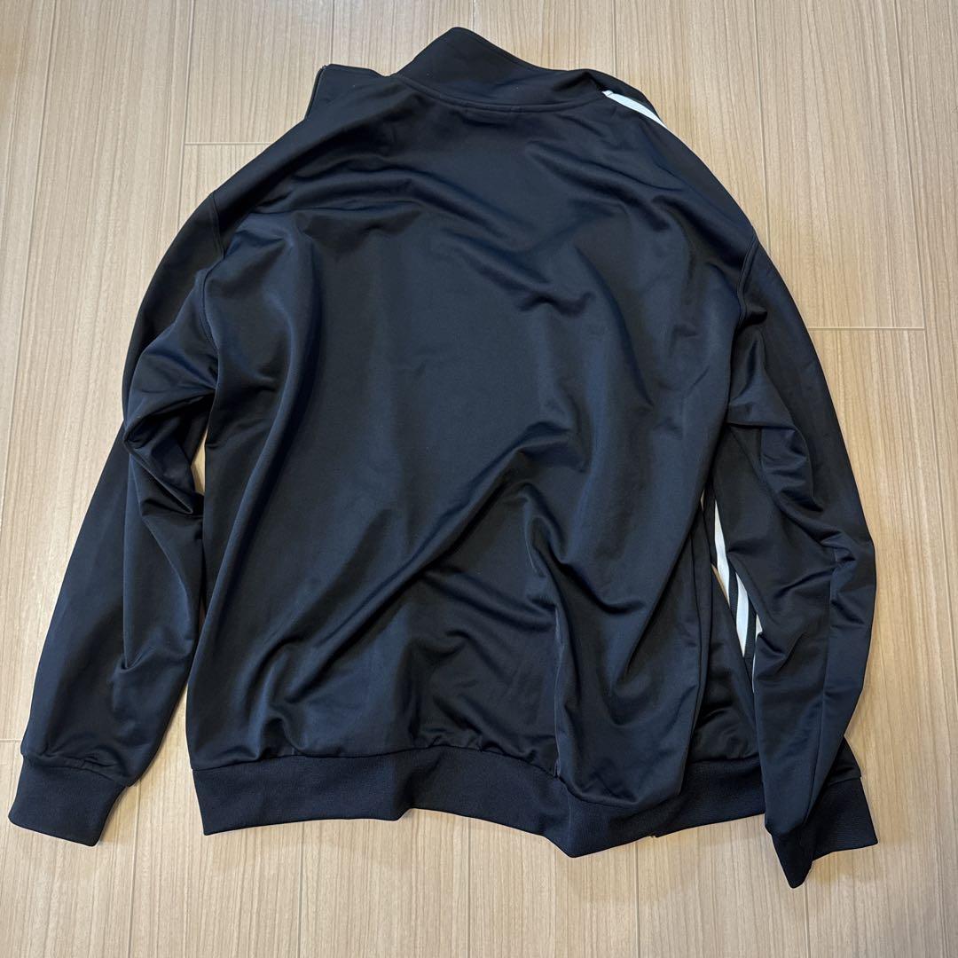 adidas ブラックジャージ