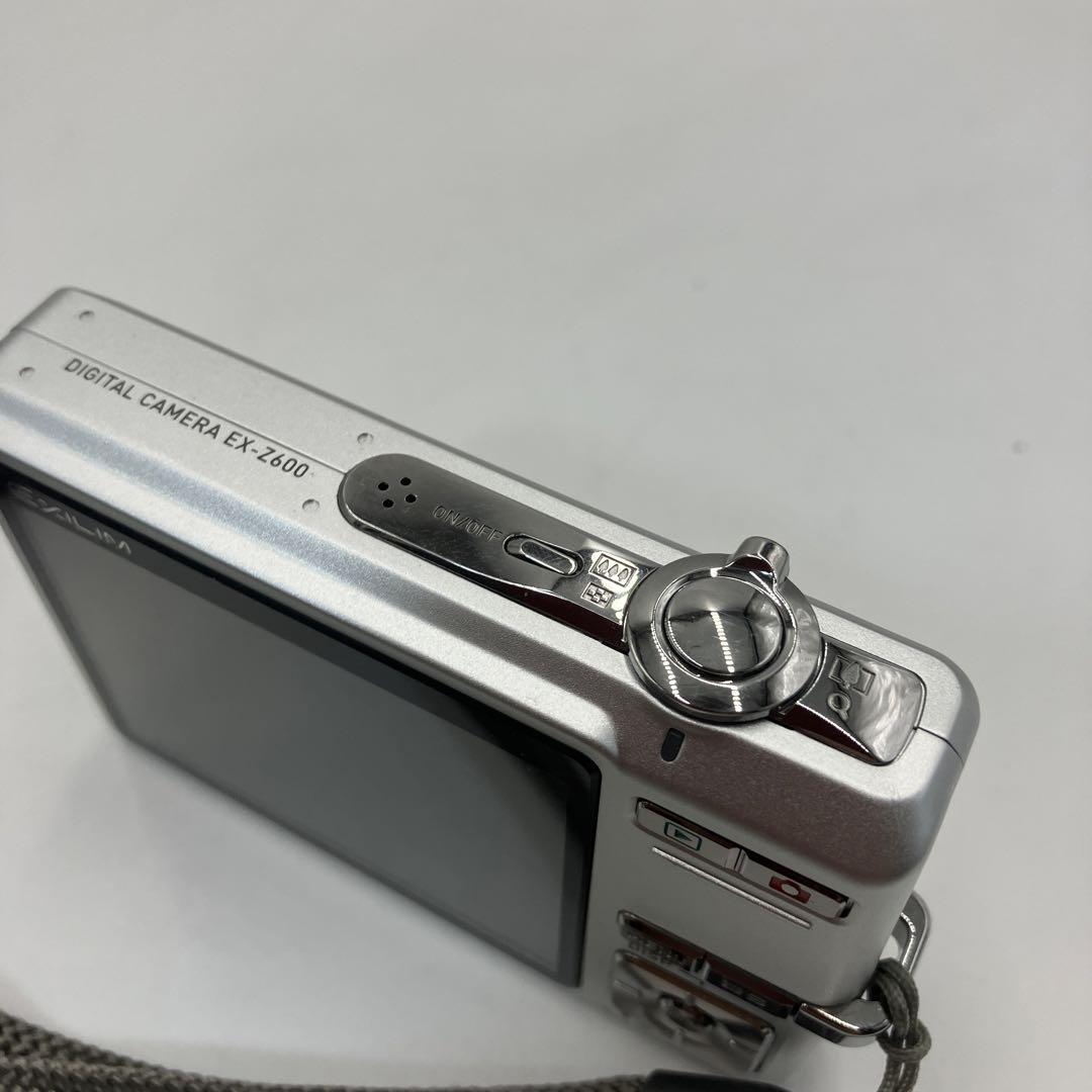 超美品　カシオ　CASIO EXILIM EX-Z600 デジタルカメラ