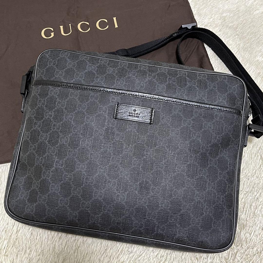 美品 GUCCI グッチ ショルダーバッグ クロスボディ 肩掛け 斜め