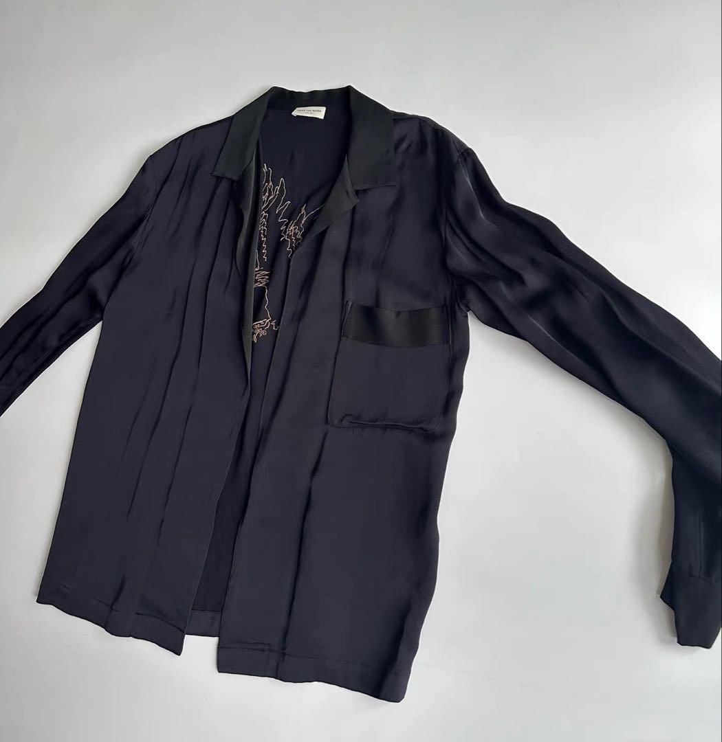 ★ DRIES