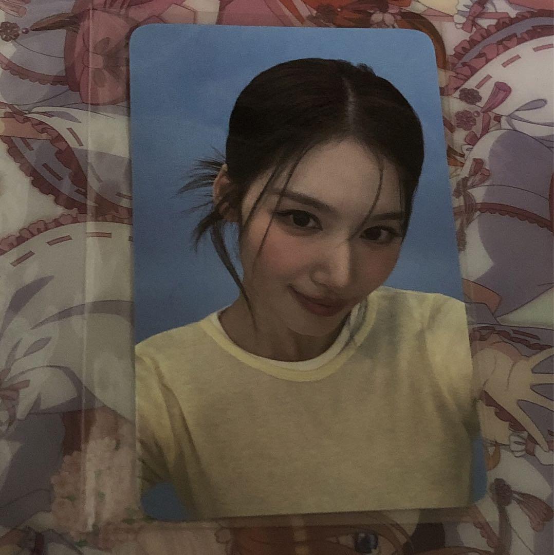 TWICE - twice サナ トレカ yes,i am sana NE:AR Amazon.com: Twice Sana Yes, I Am Sana 1st PhotoBook White