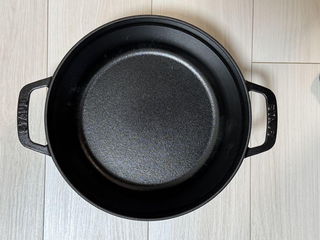 新品 ストウブ ココット ラウンド 24cm ブラック 両手鍋 耐熱 staub