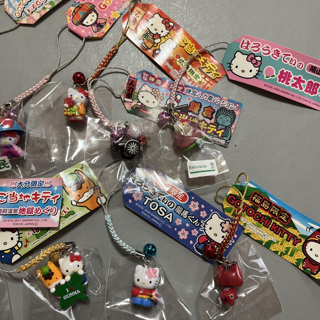 ご当地キティまとめ売り27点 ハローキティ ストラップ ご当地 根付 27個まとめ売り