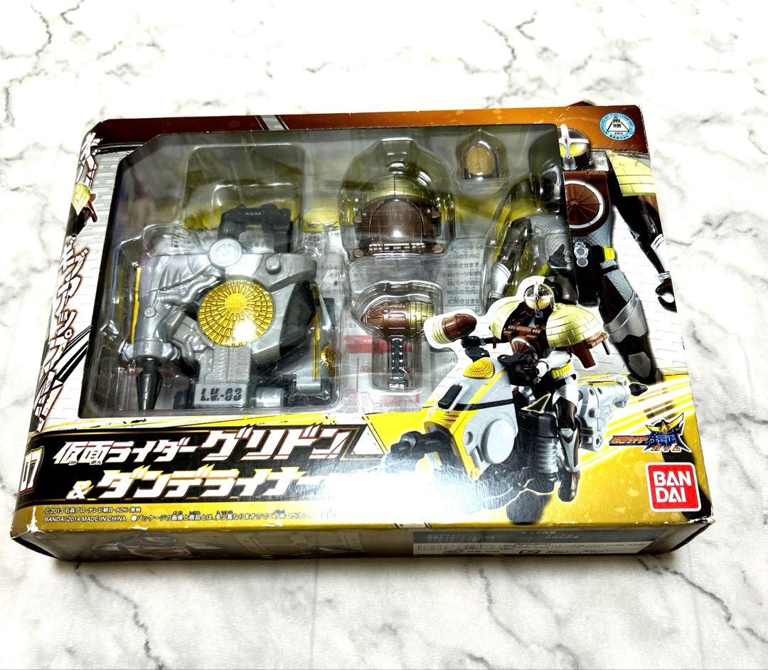 【まとめ売り】 仮面ライダー鎧武 DX変身ベルト&ロックシードセット おまけ付