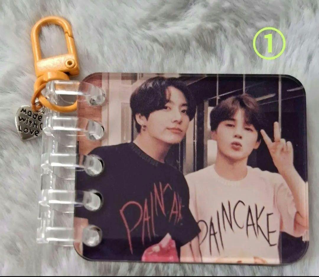 専用です。BTS♡JIMIN✰JUNGKOOK♡フォトアルバムキーリング 専用です。BTS♡JIMIN✰JUNGKOOK♡フォトアルバムキーリング