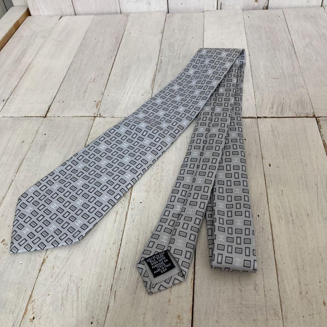 CHANEL シャネル ネクタイ モザイクタイルパターン　グレー系 balifitnesscenter.com