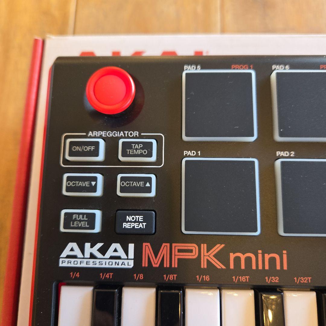 AKAI MPK mini コンパクトMIDIキーボード・パッドコントローラー