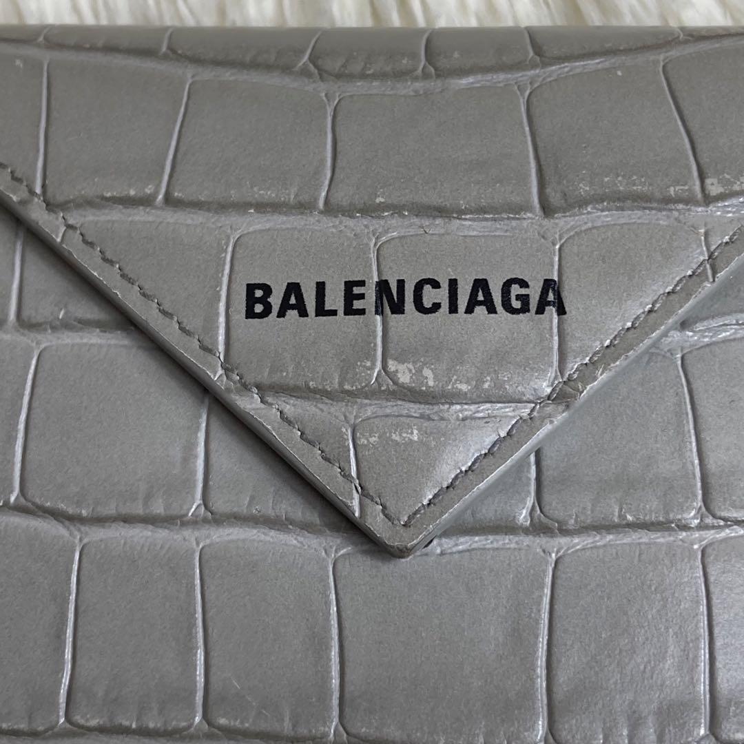 贈る結婚祝い クロコ型押し 極美品✨BALENCIAGA 3つ折り財布 グレー 小銭入れあり ジャケット・アウター