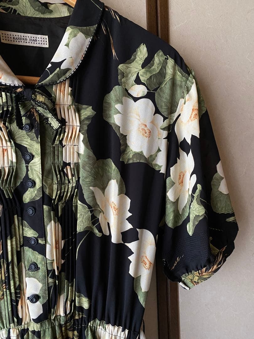 蓮の花 ロングワンピース 期間限定❗️ 蓮の花 ロングワンピース 期間限定❗️