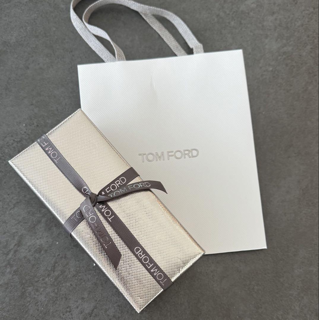 新品TOM FORD BEAUTY ハンド アンド ボディ ウォッシュ