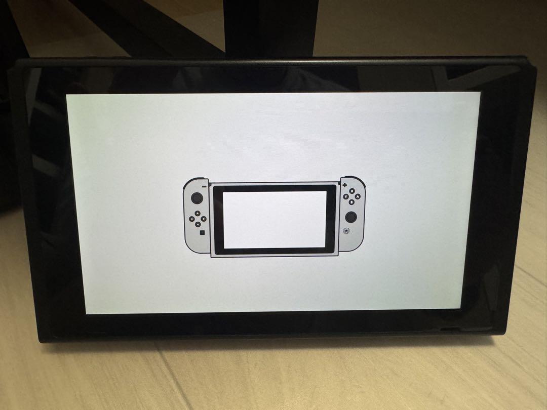 Nintendo Switch グリーン/ピンク 本体