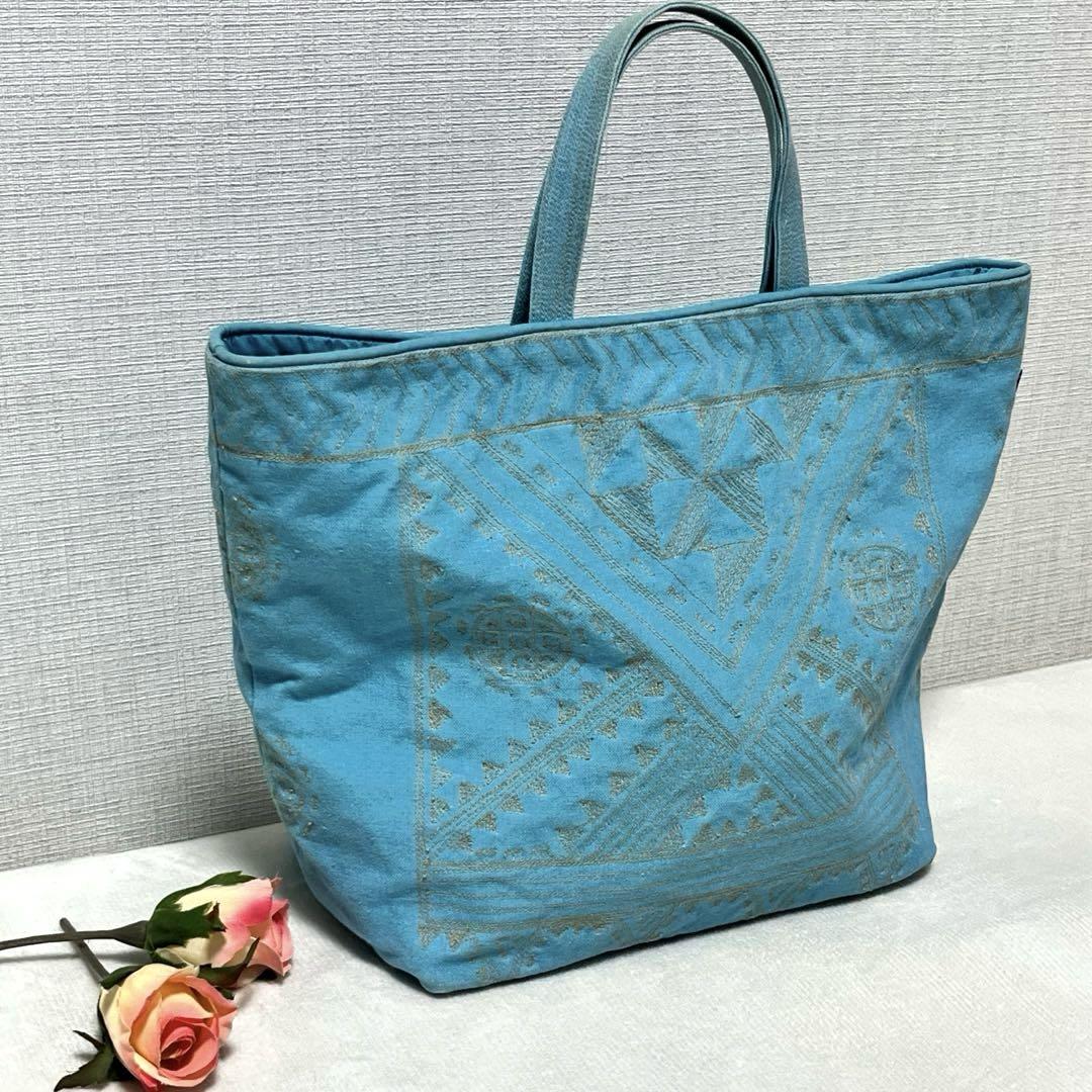 【美中古品】ISSEY MIYAKE《Tamasha》 ミニトート ターコイズ