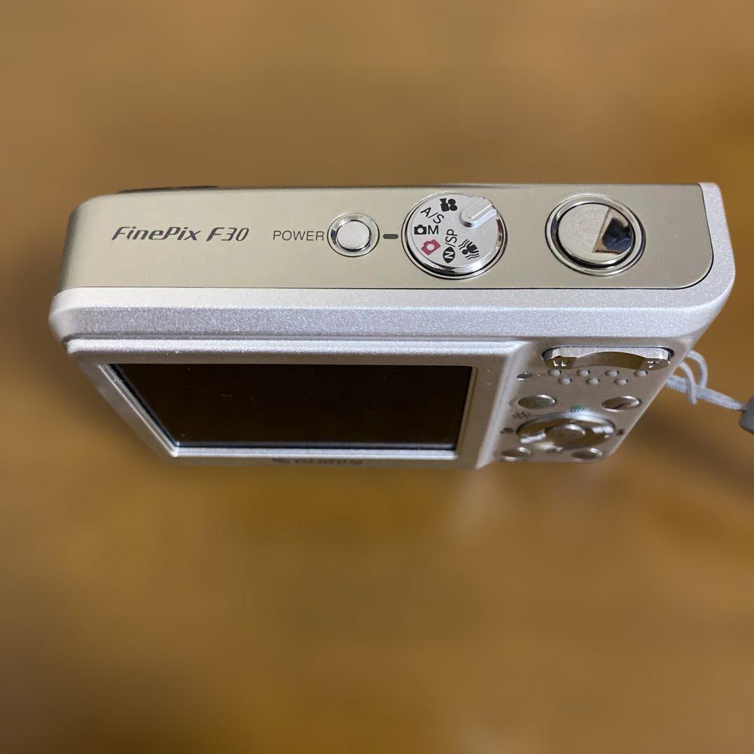 Fujifilm FinePix F30 デジタルカメラ　付属品