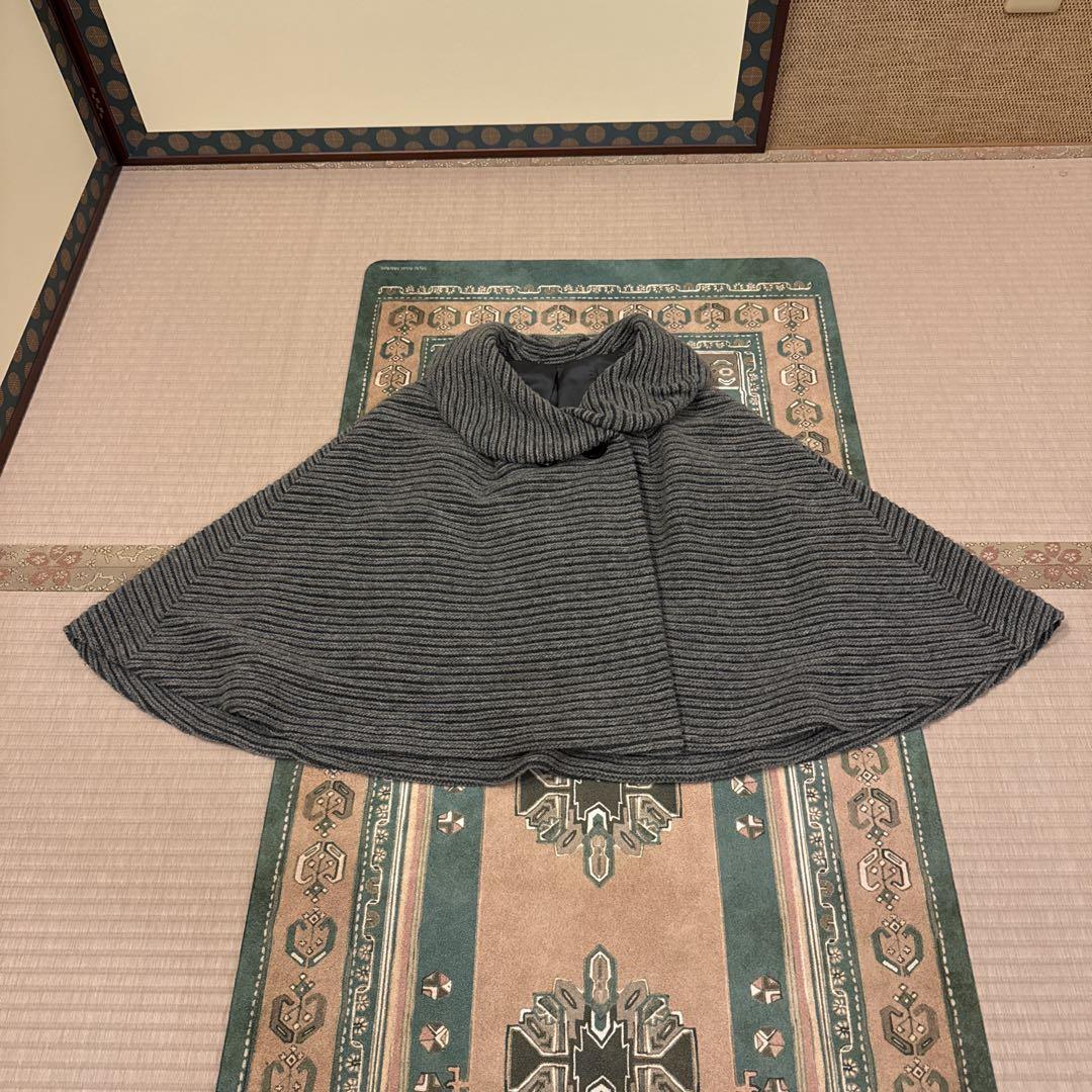 miniyu ストライプ柄 グレー ニットポンチョ