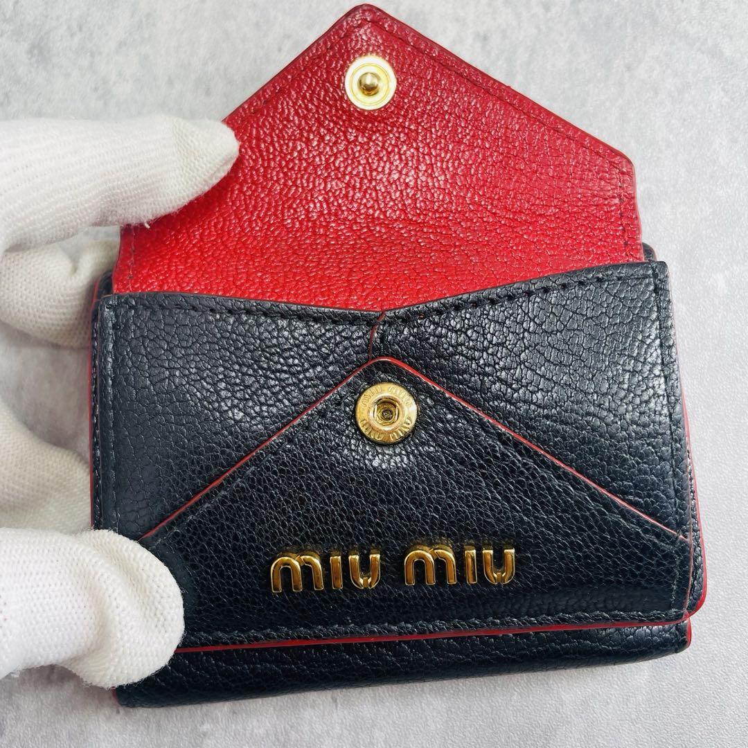 美品✨ ミュウミュウ ミニ財布 レター マドラスラブレター