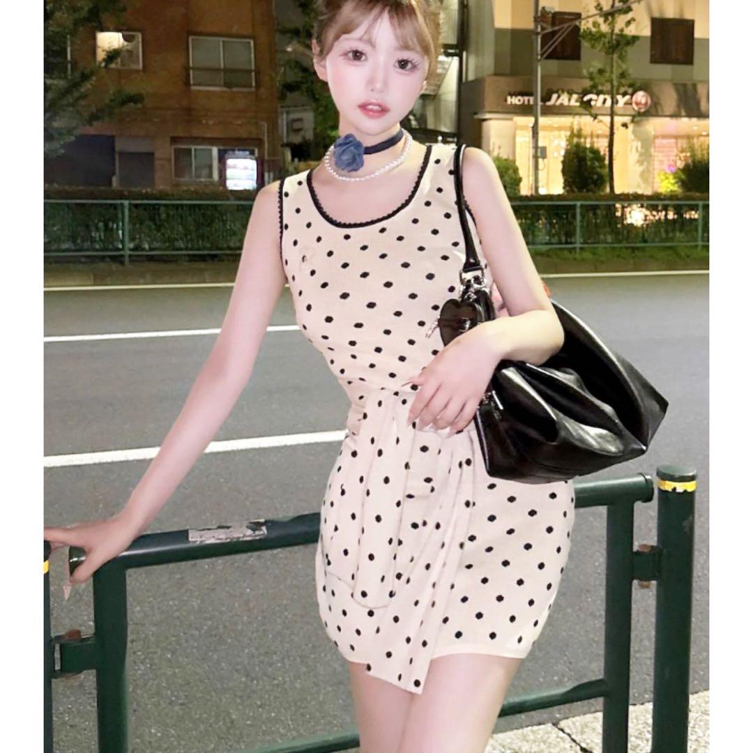 新品未開封ダーリッチdarich ウエストマークドットニットミニ