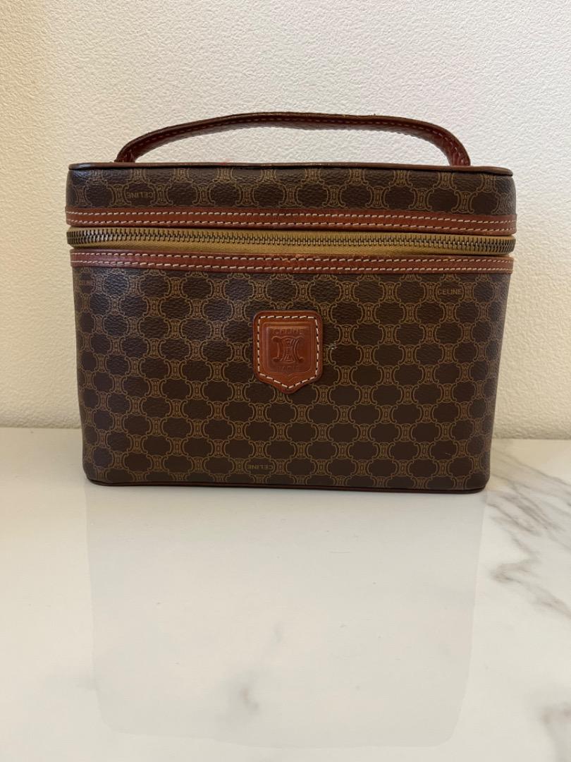 【美品】CELINE マカダム柄バニティバッグ MC96 ブラウン マカダム柄バニティバッグ MC96 ブラウン×キャメル ヴィンテージ