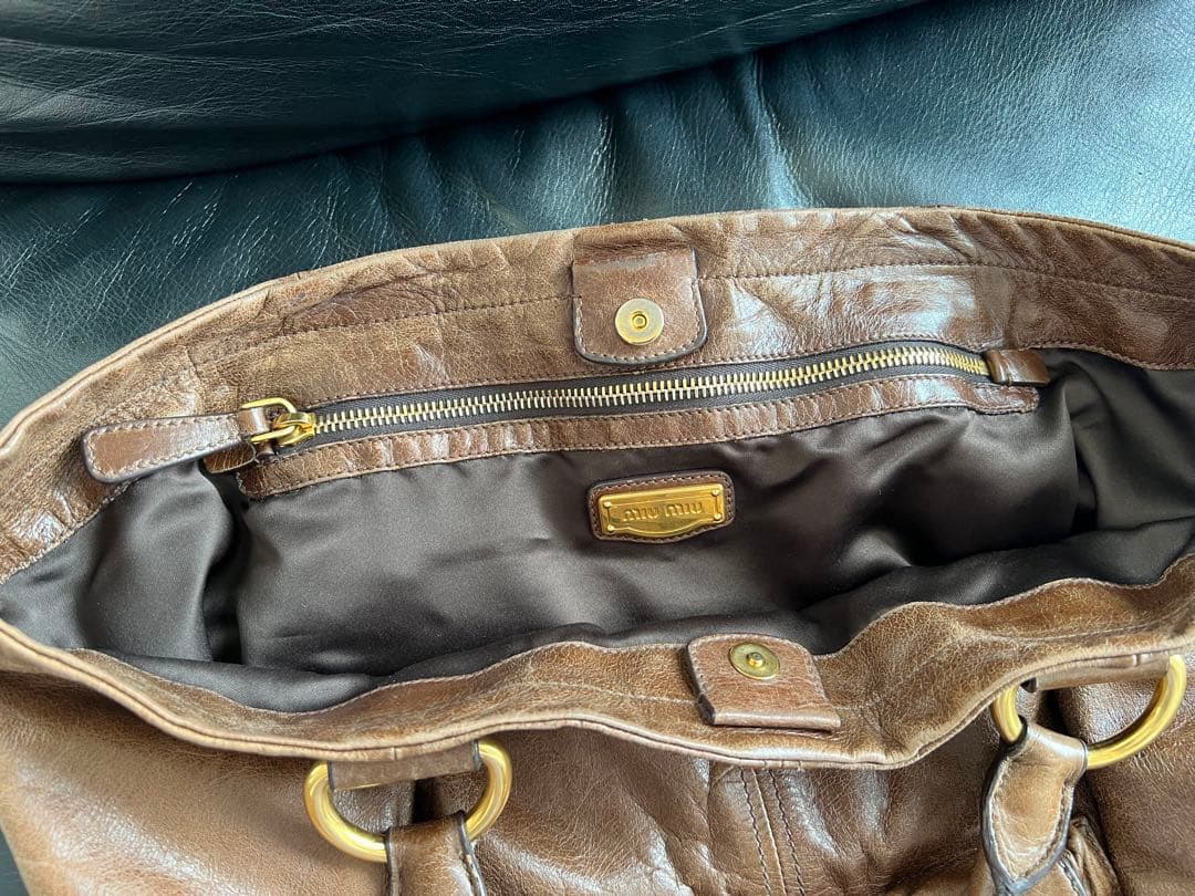 miu miu 【中古】ミュウミュウ トートバッグ メンズ可(バッグ保存袋付き miu miu 【中古】ミュウミュウ トートバッグ メンズ可(バッグ保存袋付き