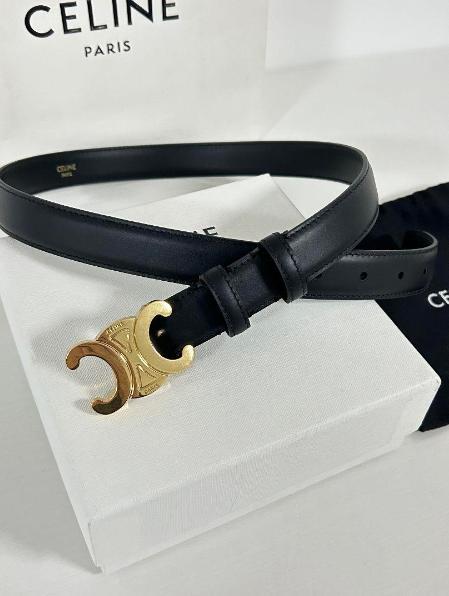 ✨美品 セリーヌ ブラックレザーベルト ゴールドバックル✨