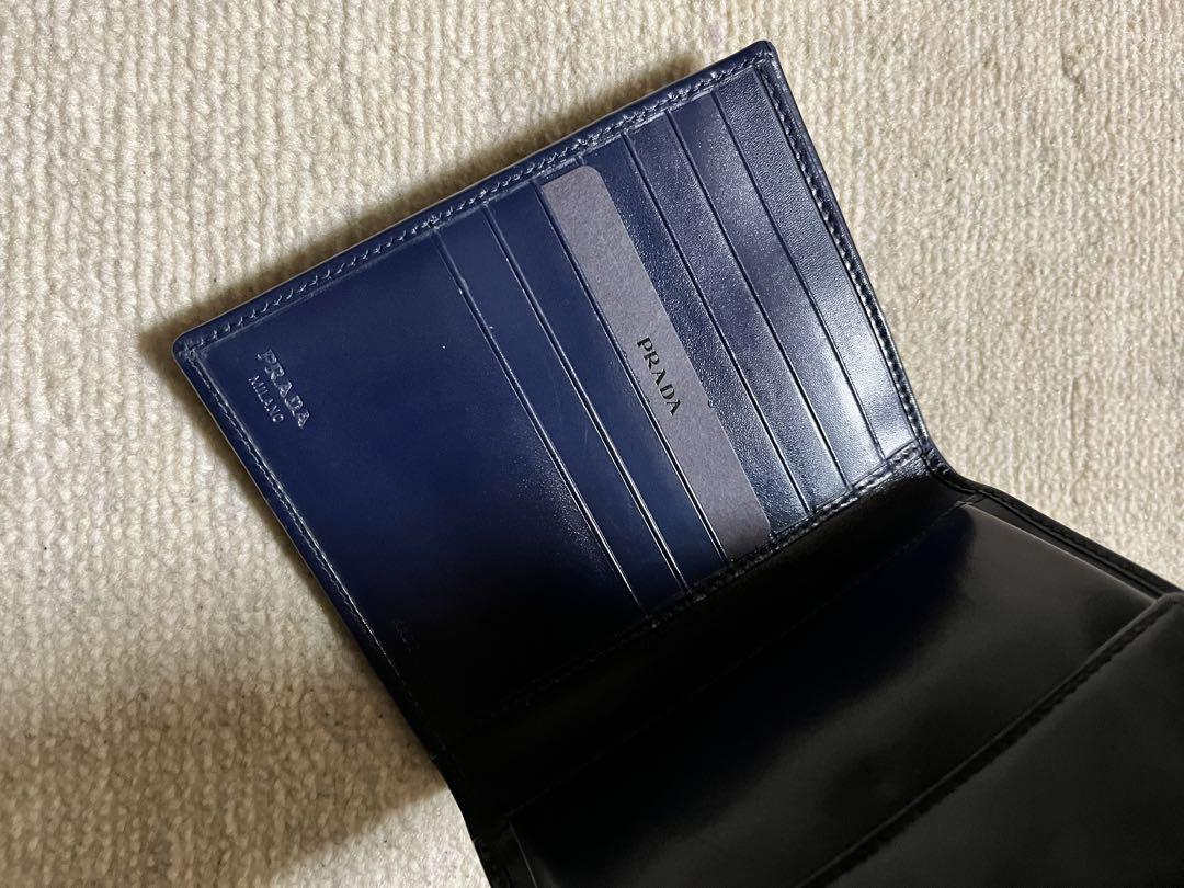 美品！PRADA ネイビー 二つ折り財布