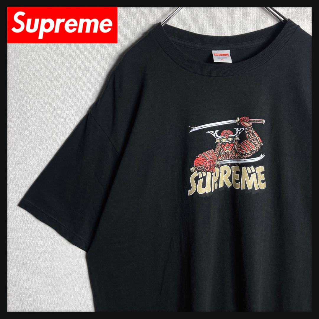 【美品】シュプリーム 希少XLサイズ ワンポイントロゴ入りTシャツ 人気モデル
