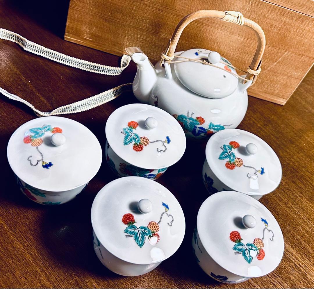 有田焼　紫雲窯　柿右衛門様式　急須・湯呑揃　新品