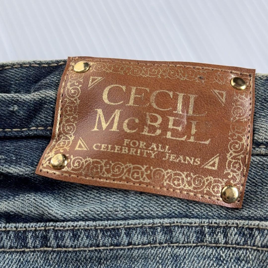 未使用】CECIL McBEE 00s チェーン刺繍 デニムショートパンツ