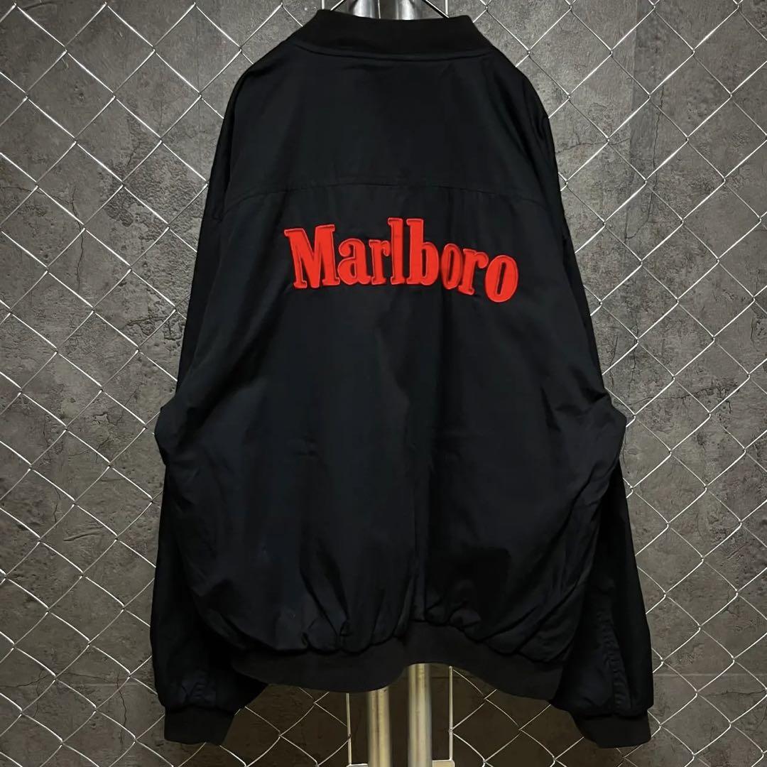 90´s マルボロ　バック刺繍ロゴ　ブラック　リバーシブルブルゾン　XLサイズ.