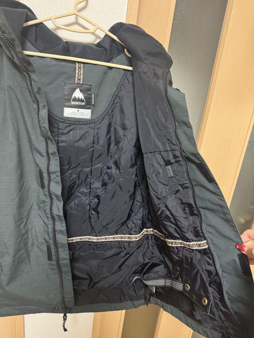 BURTON スノボウェア　レディース Mサイズ