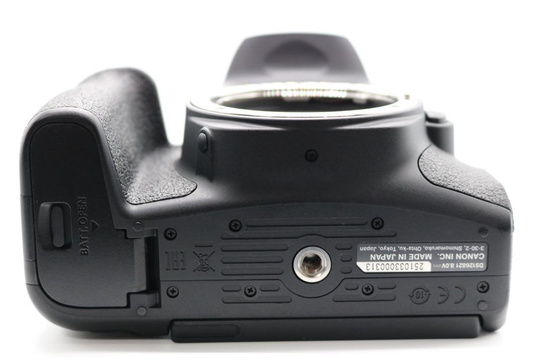 超美品 【Canon EOS Kiss X10i ダブルレンズ】 Wi-Fi搭載
