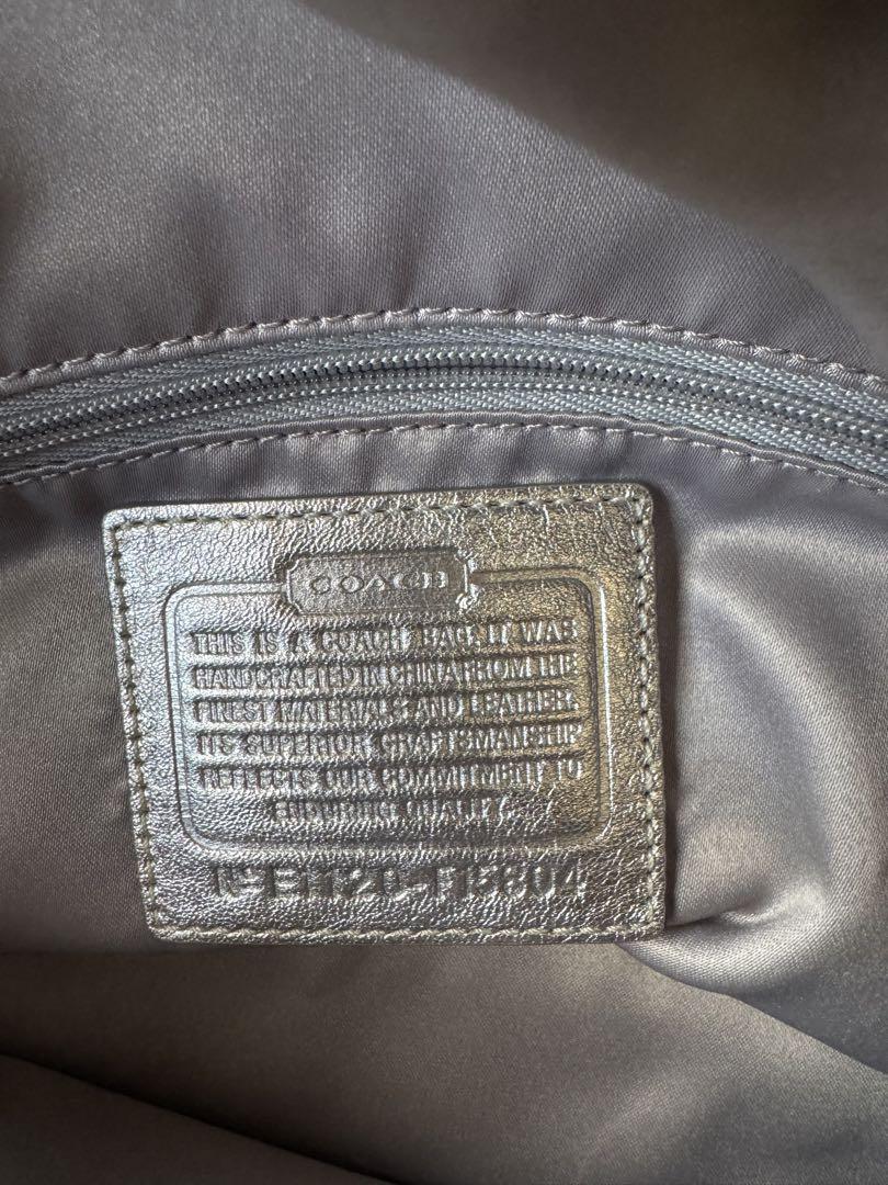 Coach シルバーショルダーバッグ　美品