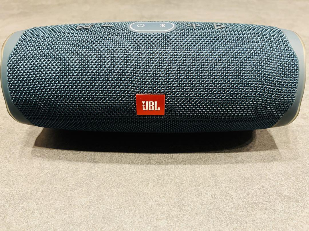 海外製 【トラベルケース付属】JBL CHARGE4 ブルー パッシブ