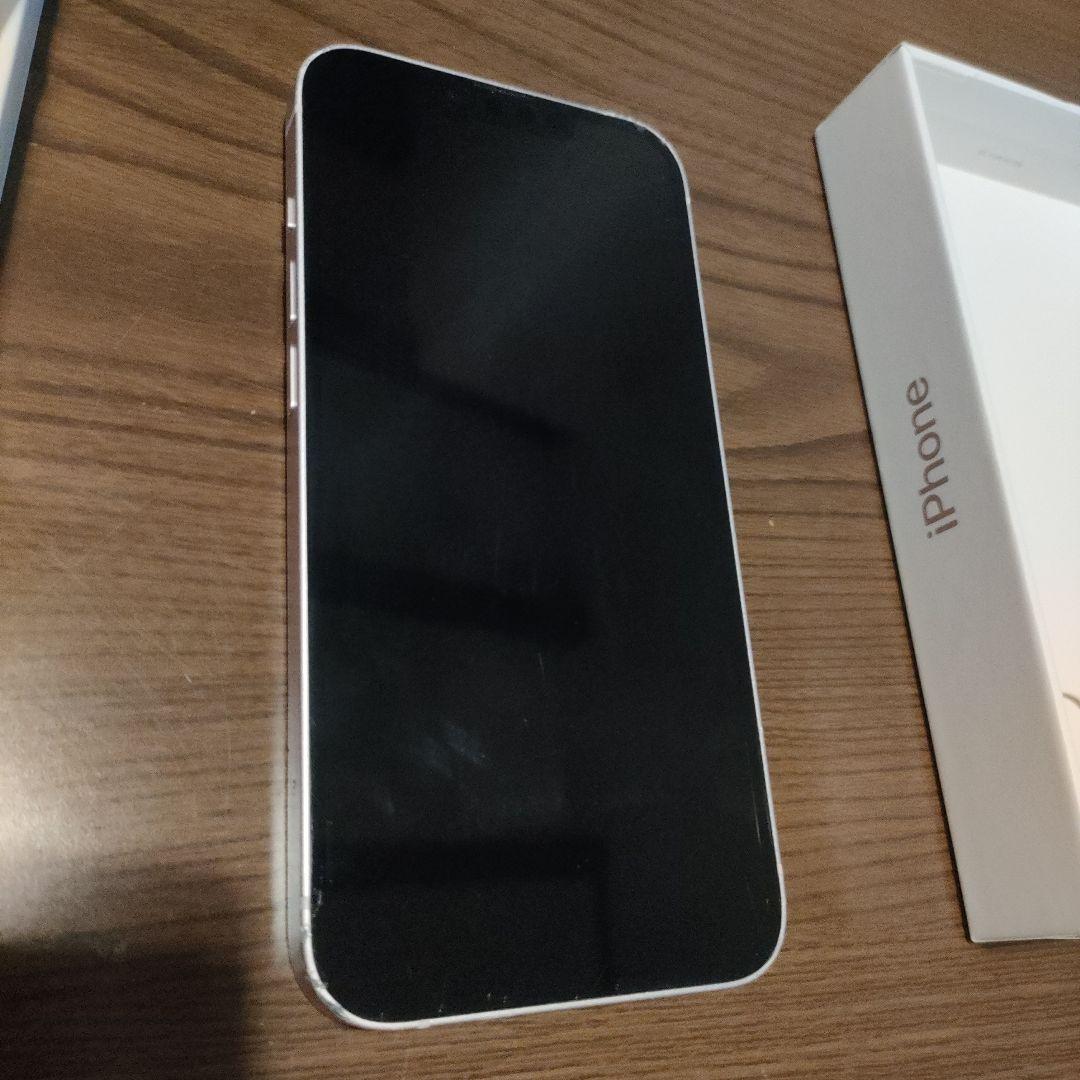 ● iPhone