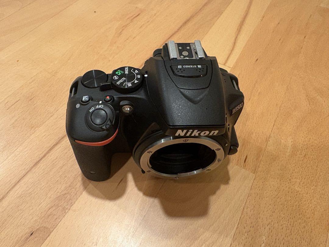 Nikon D5500 デジタル一眼レフカメラ 本体