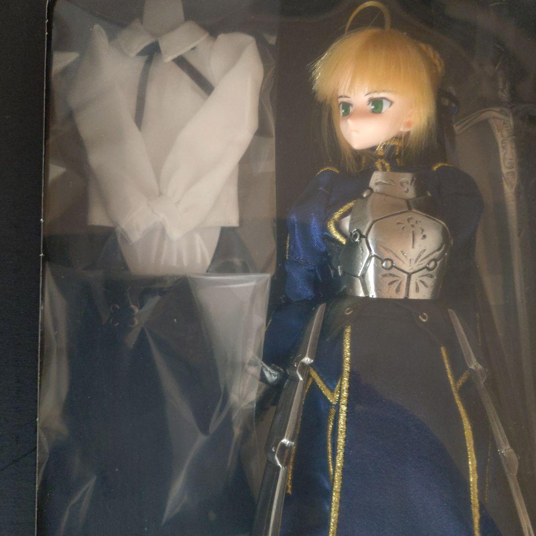 ドールショウ限定版　アゾン セイバー　Fate フィギュア　フェイト 未開封
